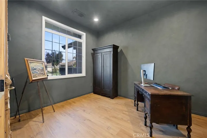 2925 Redwood Hill Court, Bakersfield, California 93314