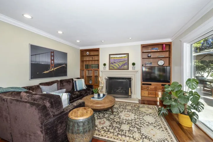 Family Room w/built-ins and gas fireplace