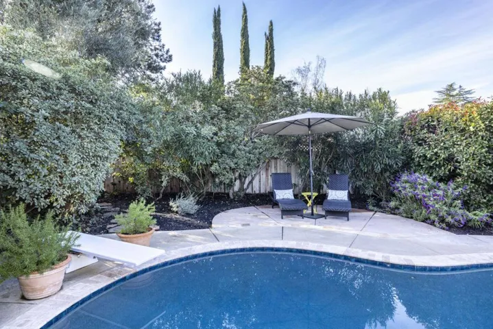 Swimming Pool - lounge area and pathway to Arroyo trail gate