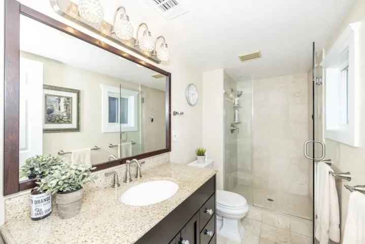 Primary Bathroom - upstairs