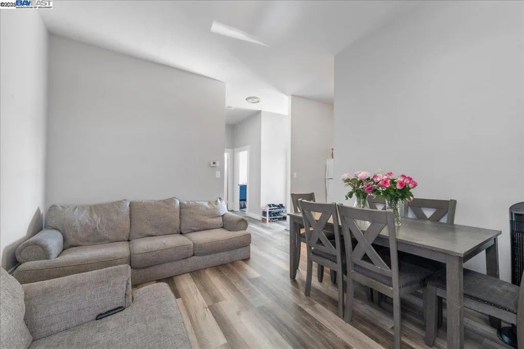 3214 13th Ave, Oakland, California 94610 home-pic-34