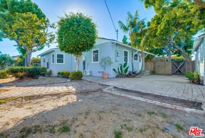 8356 Kittyhawk Avenue, Los Angeles, California 90045