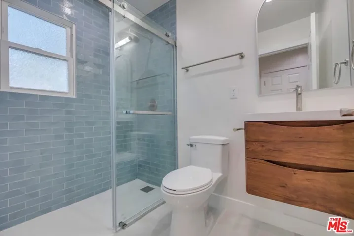 8356 Kittyhawk Avenue, Los Angeles, California 90045