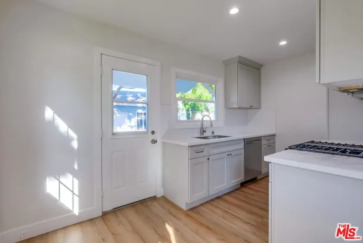 8356 Kittyhawk Avenue, Los Angeles, California 90045