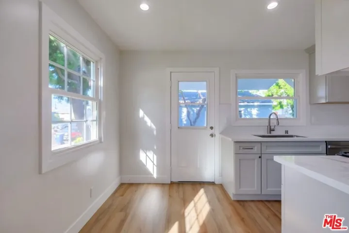 8356 Kittyhawk Avenue, Los Angeles, California 90045