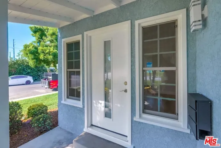 8356 Kittyhawk Avenue, Los Angeles, California 90045