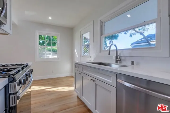 8356 Kittyhawk Avenue, Los Angeles, California 90045
