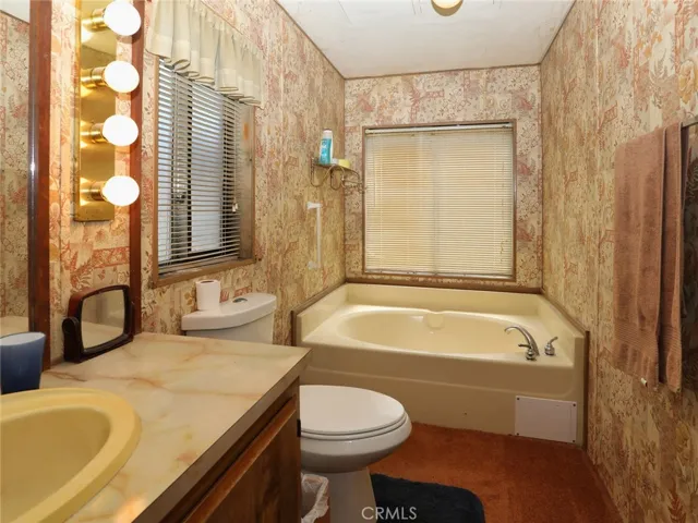 400 Sulphur Bank Drive 94, Clearlake Oaks, California 95423