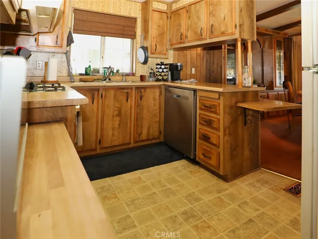 400 Sulphur Bank Drive 94, Clearlake Oaks, California 95423