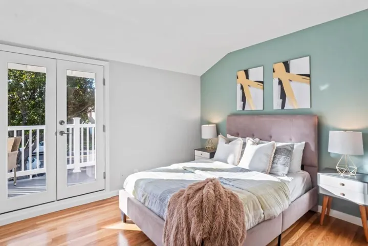 1032 Hollenbeck Avenue, Sunnyvale, California 94087