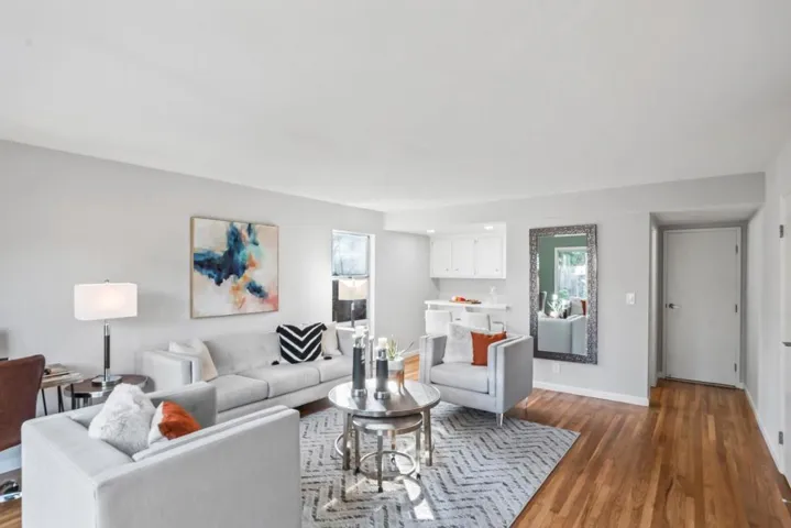 1032 Hollenbeck Avenue, Sunnyvale, California 94087
