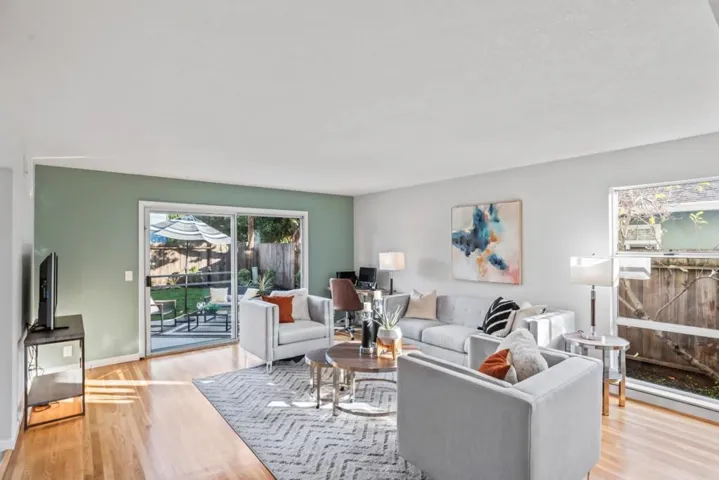 1032 Hollenbeck Avenue, Sunnyvale, California 94087