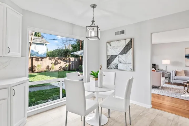 1032 Hollenbeck Avenue, Sunnyvale, California 94087