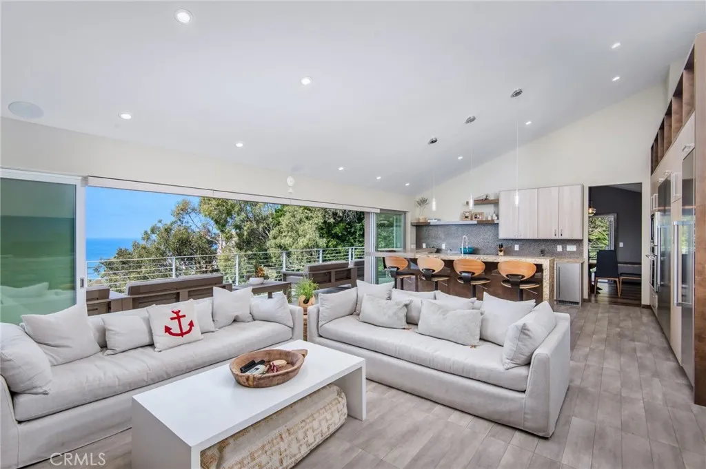 31321 Ceanothus Drive, Laguna Beach, California 92651 home-pic-5