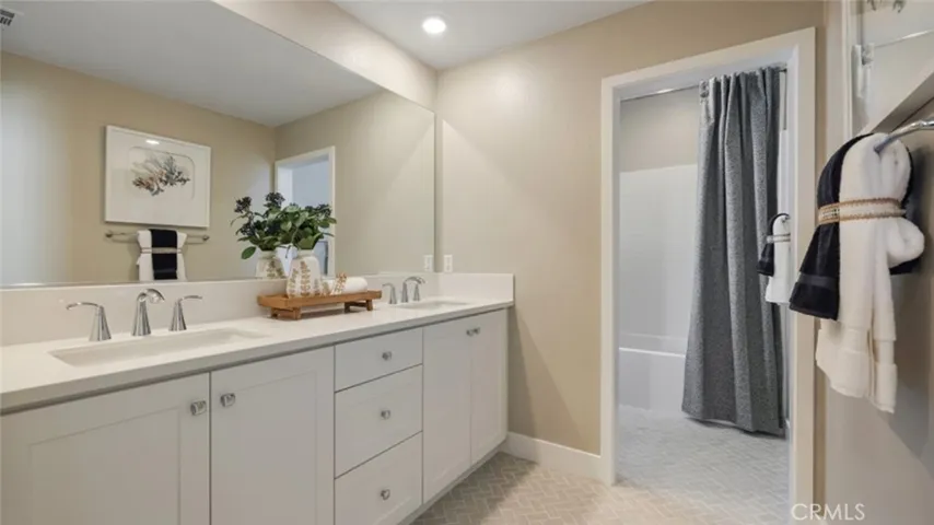 Photos shown are of model only- not actual homesite.
