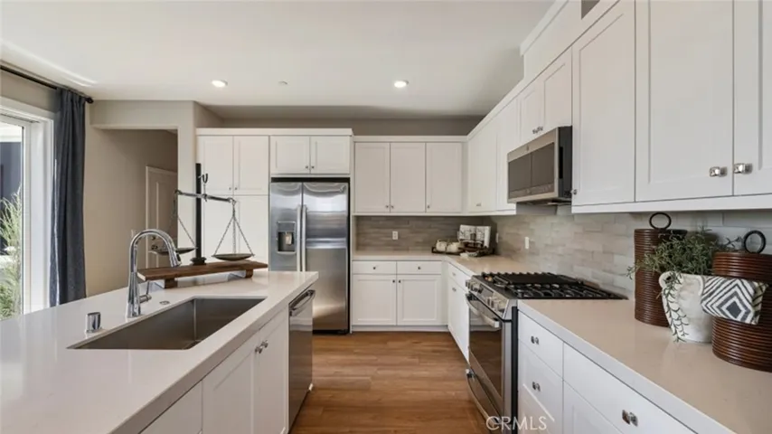 Photos shown are of model only- not actual homesite.