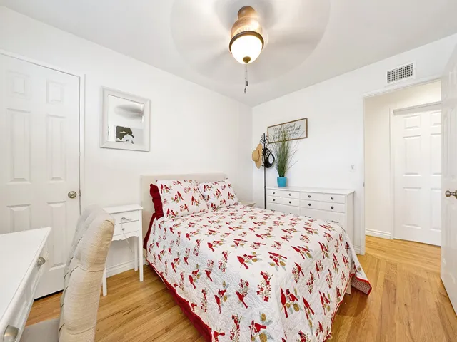 Upstairs Bedroom. Bedroom #5