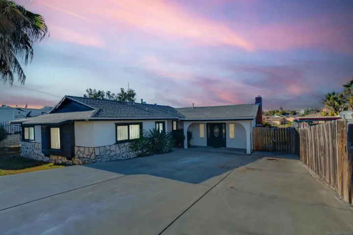 7712 Shadyglade Ln, San Diego, California 92114