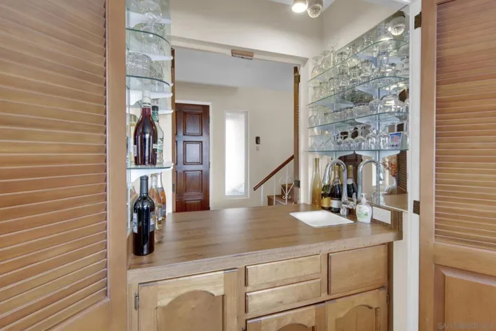 6240 Bernadette Ln, San Diego, California 92120