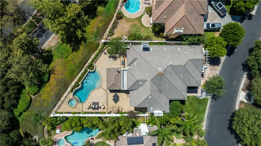 8 Danville Lane, Coto De Caza, California 92679