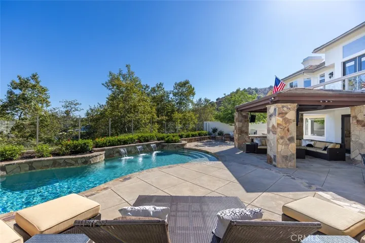8 Danville Lane, Coto De Caza, California 92679