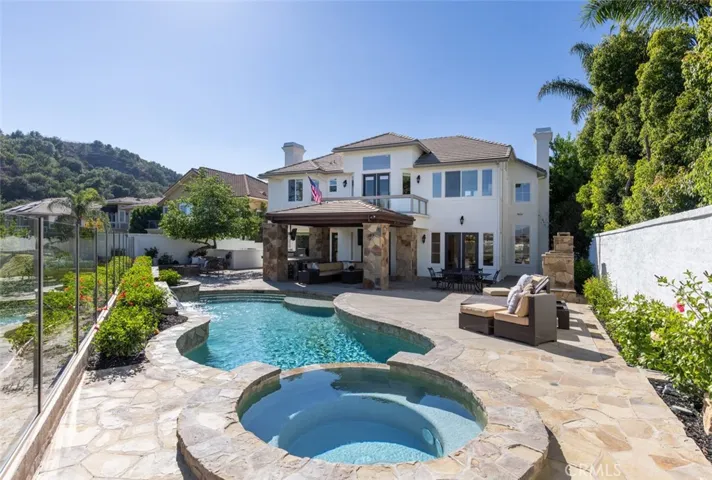 8 Danville Lane, Coto De Caza, California 92679