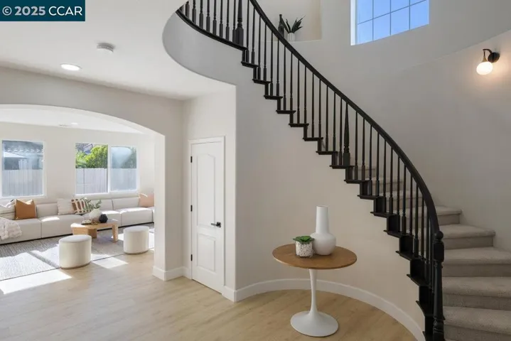 2312 Tennis Ln, Tracy, California 95377