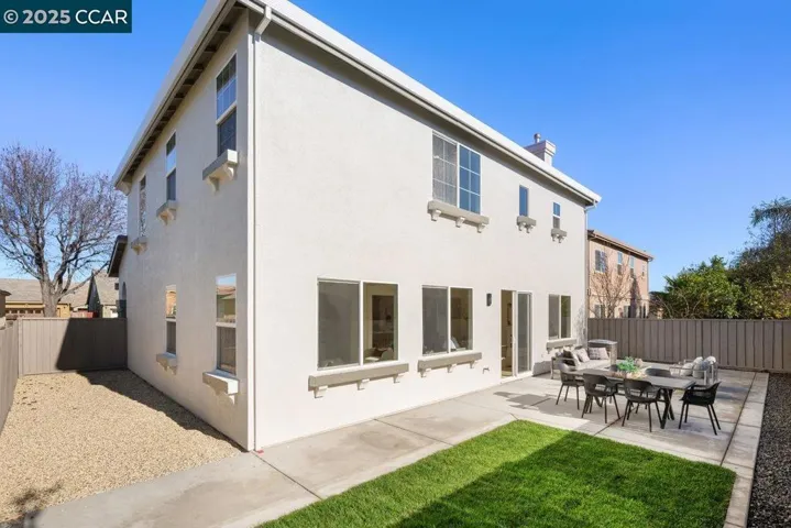 2312 Tennis Ln, Tracy, California 95377
