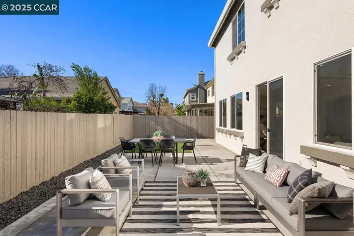 2312 Tennis Ln, Tracy, California 95377
