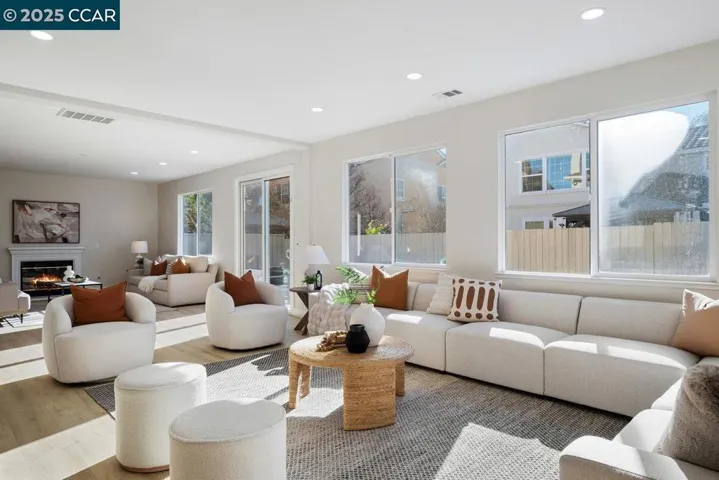 2312 Tennis Ln, Tracy, California 95377