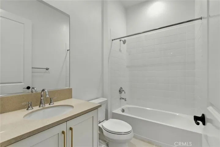 Secondary Bathroom 4: Silverado Modern Farmhouse - Ridge Collection at Bella Vista - Photo of Homesite 66.