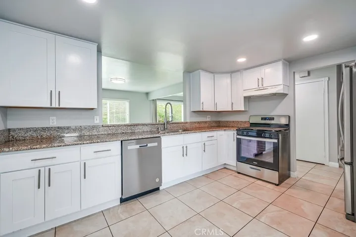 5576 E Vista Del Este, Anaheim Hills, California 92807
