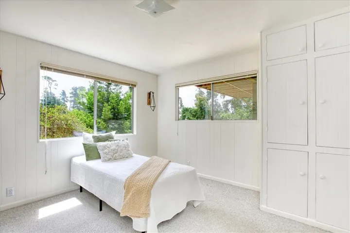 5854 Sunbury Avenue, Cambria, California 93428