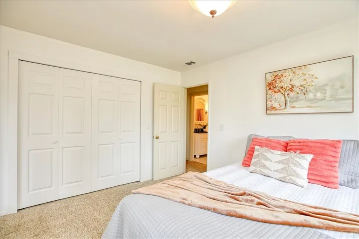 5854 Sunbury Avenue, Cambria, California 93428