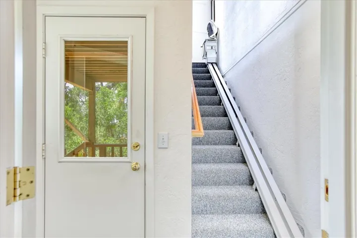 5854 Sunbury Avenue, Cambria, California 93428