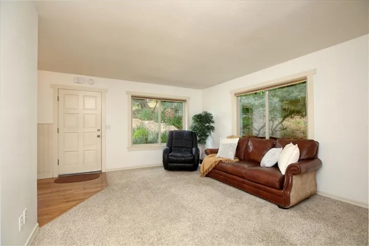 5854 Sunbury Avenue, Cambria, California 93428