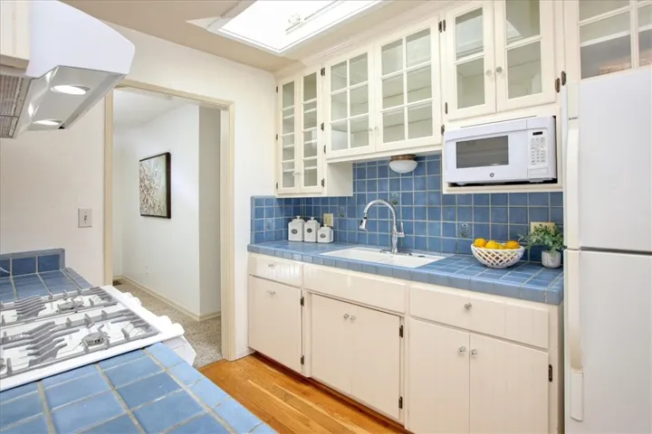5854 Sunbury Avenue, Cambria, California 93428