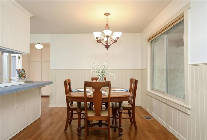 5854 Sunbury Avenue, Cambria, California 93428