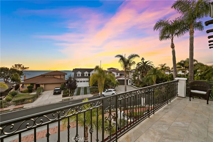 321 W Avenida Gaviota, San Clemente, California 92672