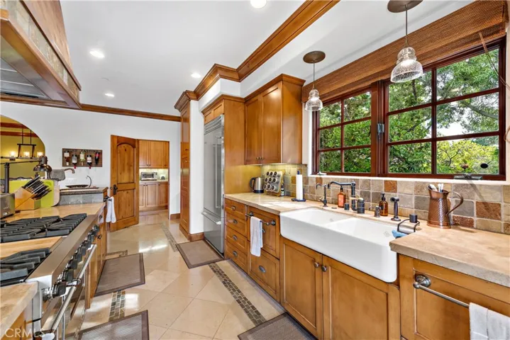 321 W Avenida Gaviota, San Clemente, California 92672