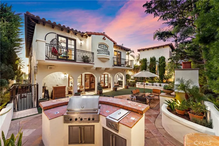 321 W Avenida Gaviota, San Clemente, California 92672
