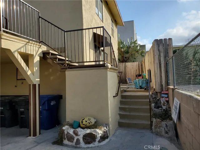 13702 Penn Street, Whittier, California 90602