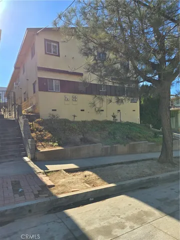 13702 Penn Street, Whittier, California 90602