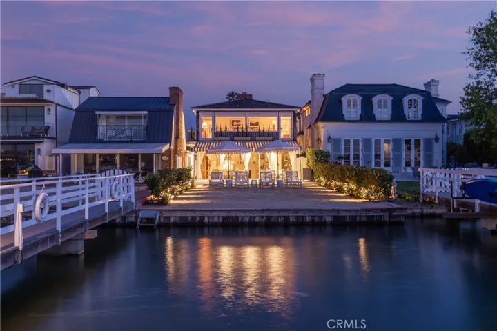 1411 E Bay Avenue, Newport Beach, California 92661