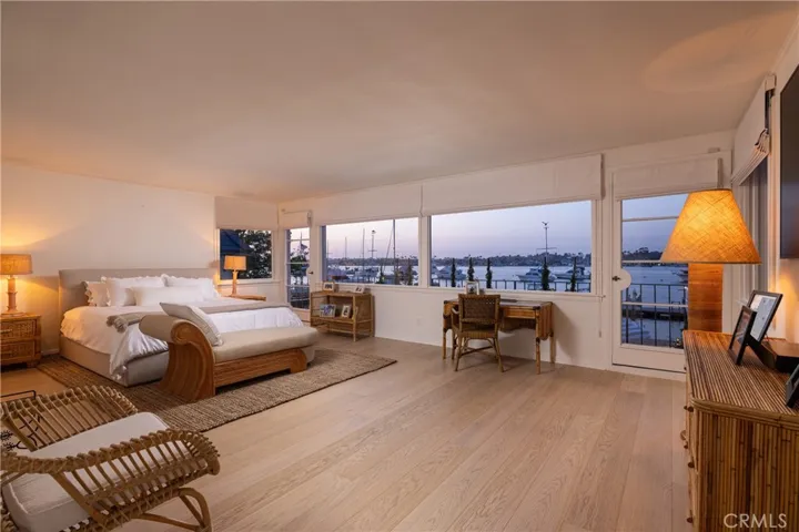 1411 E Bay Avenue, Newport Beach, California 92661