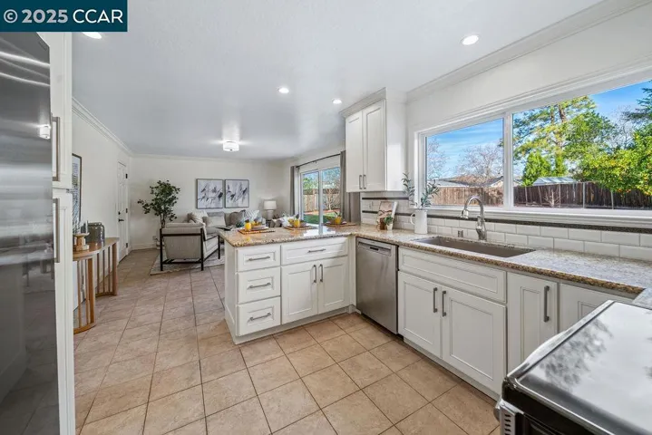 3724 Parkway Ct, Concord, California 94519