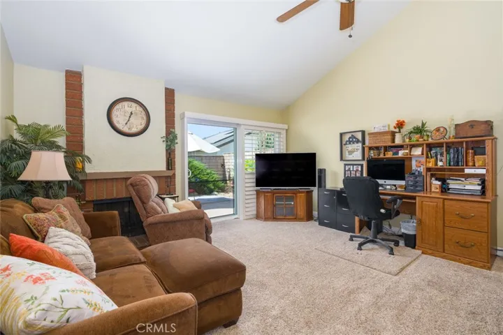 3262 Winnebago Lane, Riverside, California 92503