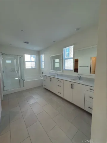 15844 Caterpillar Dr, Fontana, California 92336