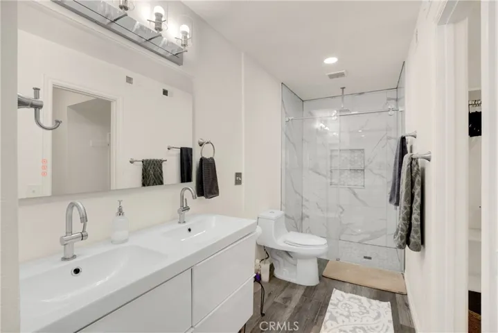 600 Central Avenue 385, Riverside, California 92507