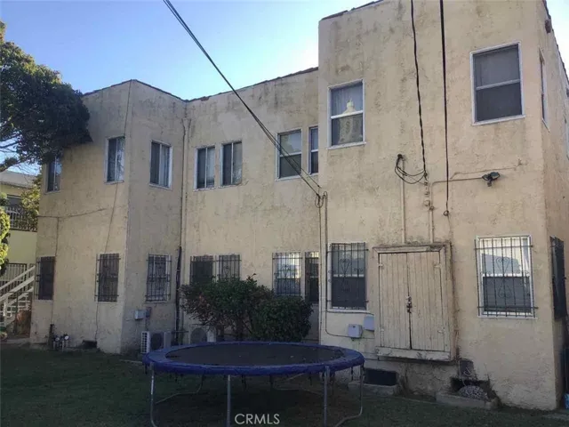 8018 S New Hampshire Avenue, Los Angeles, California 90044